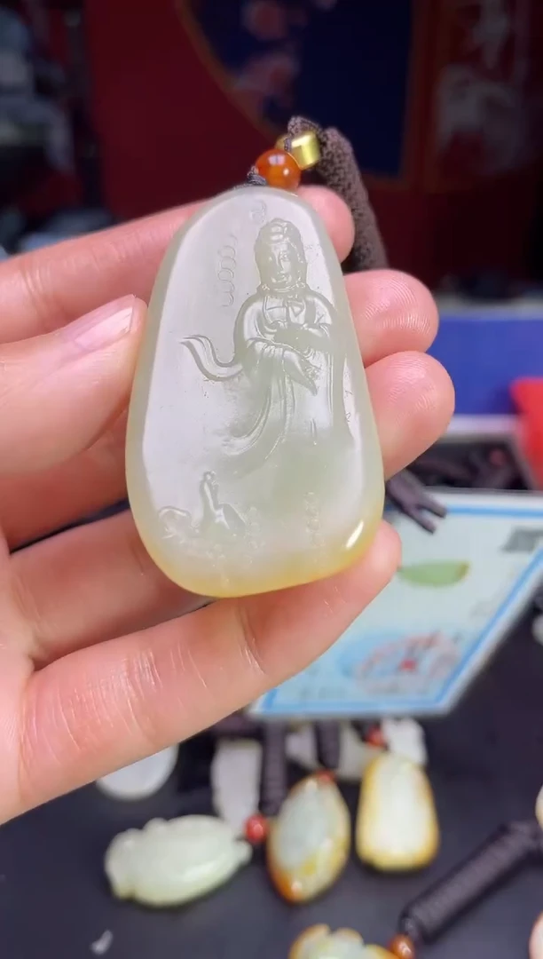 颈饰未镶嵌和田玉1