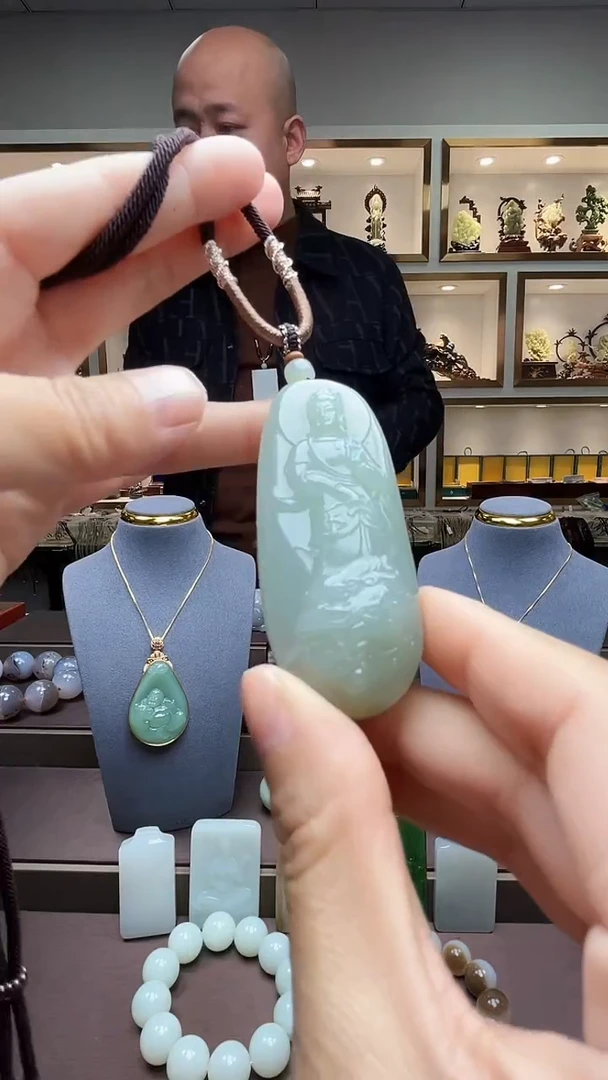 【闪购商品】和田玉颈饰未镶嵌苏