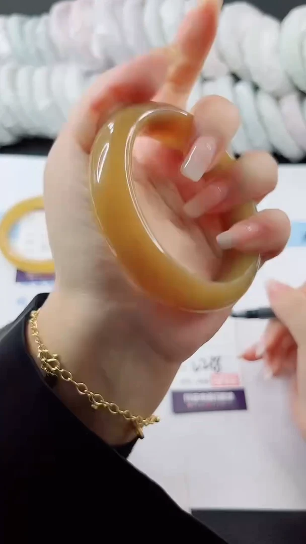 未镶嵌手镯石英质玉多样性发货V218