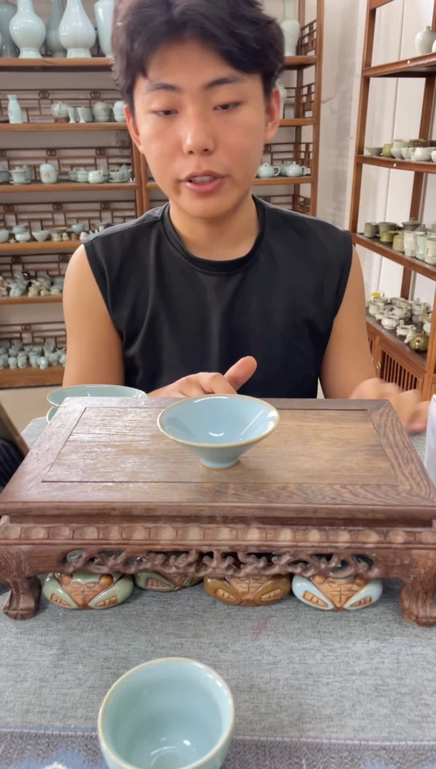 瓷片天蓝釉斗笠杯全手拉坯