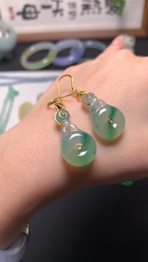 颈饰18K金镶嵌翡翠&****& 1071233495