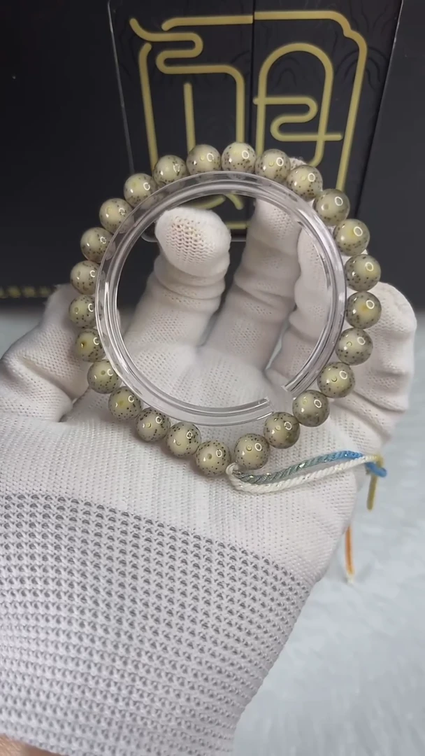 手串星月菩提小驼包9.d912