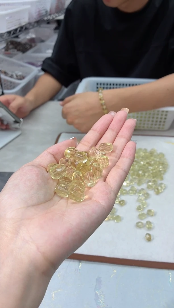 水晶珠宝半成品未镶嵌黄水单珠+多样性发一