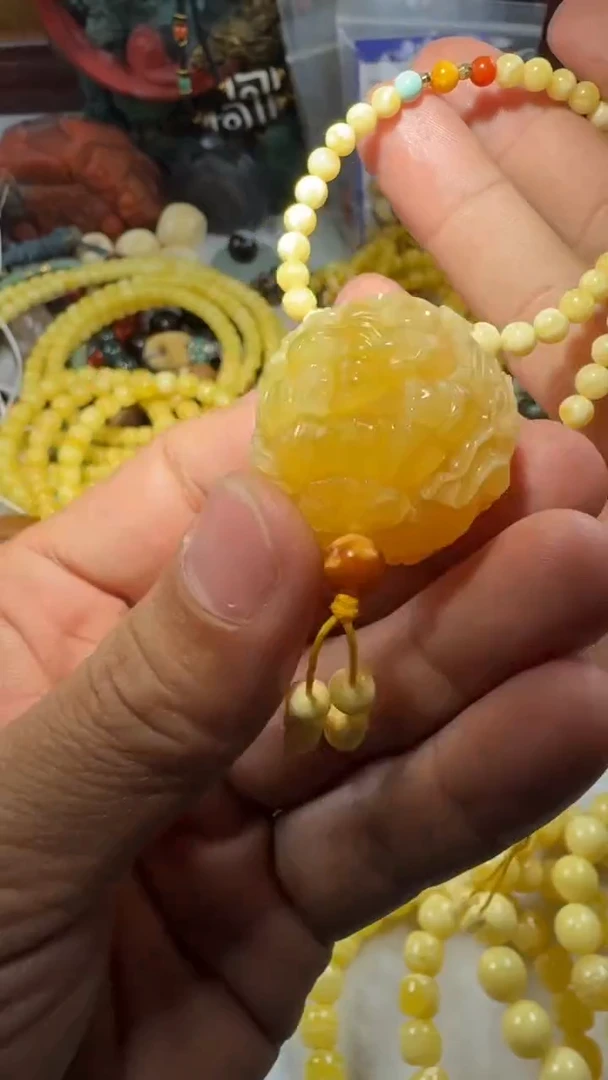 蜜蜡颈饰未镶嵌吊坠