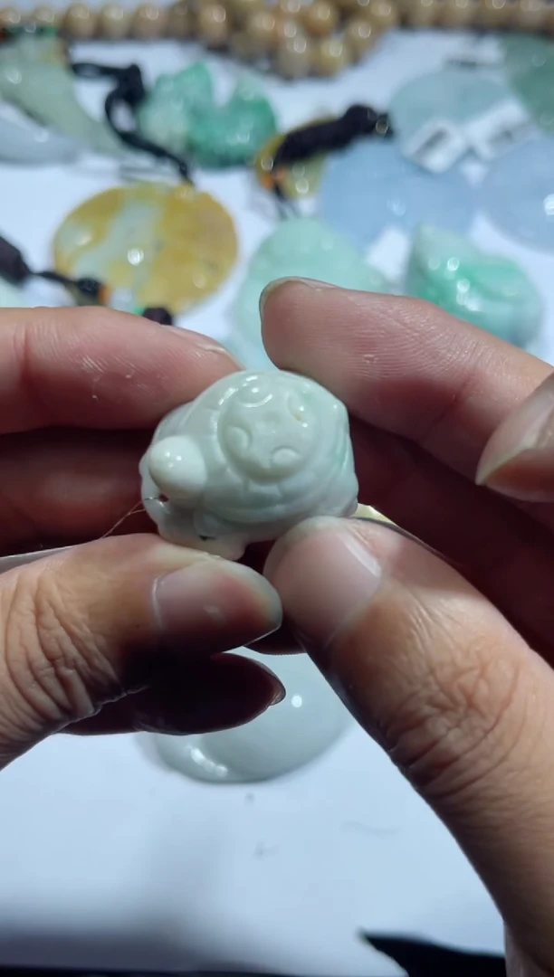 【闪购商品】翡翠吊坠(不含链)未镶嵌00001069
