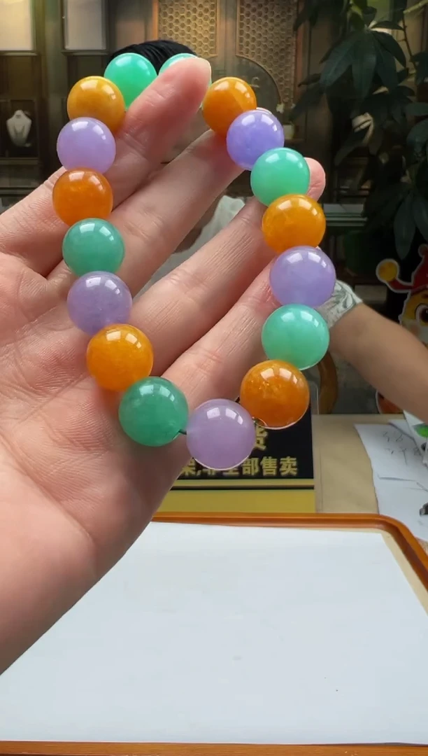 翡翠未镶嵌颈饰YY-2025-6-6-119