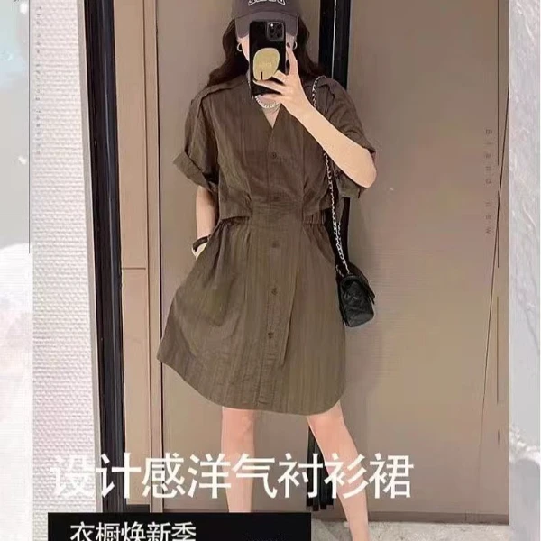 大码假两件V领收腰连衣裙显瘦气质大码女装2025夏季新款