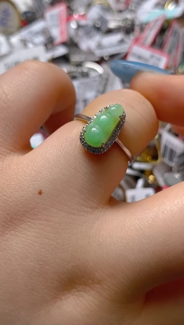 银S925镶嵌戒指翡翠百内无证书