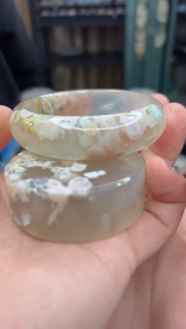 【闪购商品】石英质玉手镯未镶嵌683（60圈赠送镯心）