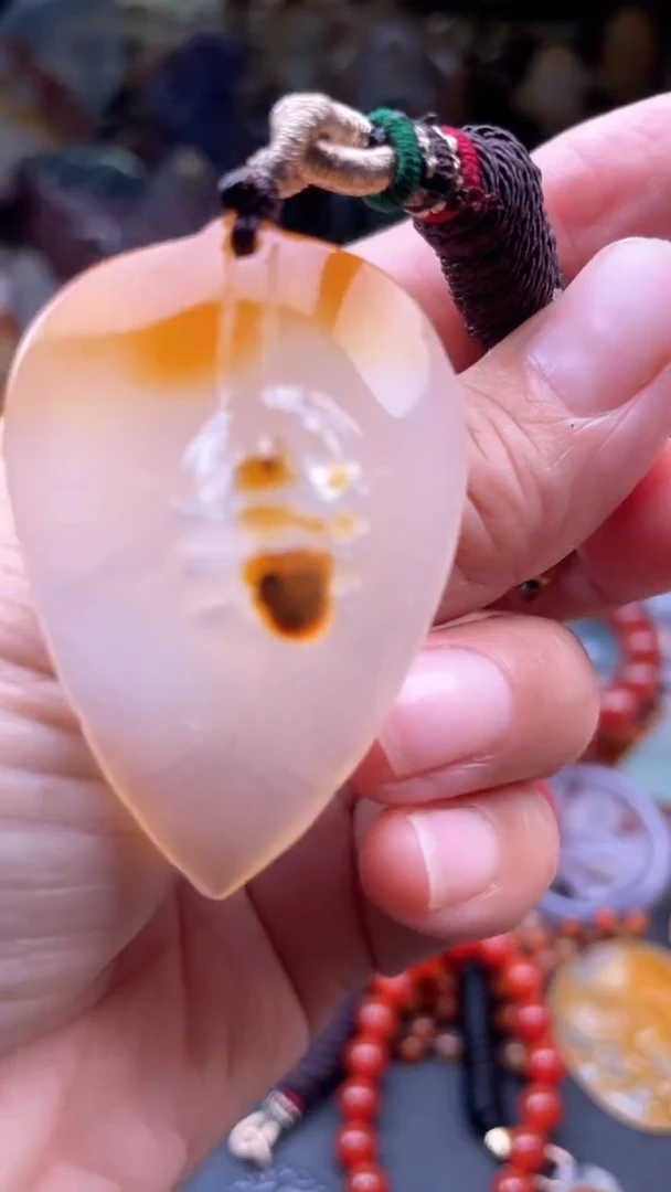 【闪购商品】玛瑙/玉髓颈饰未镶嵌AA