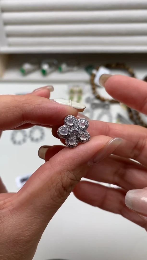 银S925镶嵌戒指翡翠吊坠13