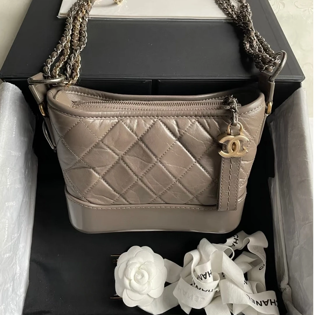 99新 Chanel/香奈儿 【杨贵妃专属】小号大象灰色牛皮菱格纹流浪包