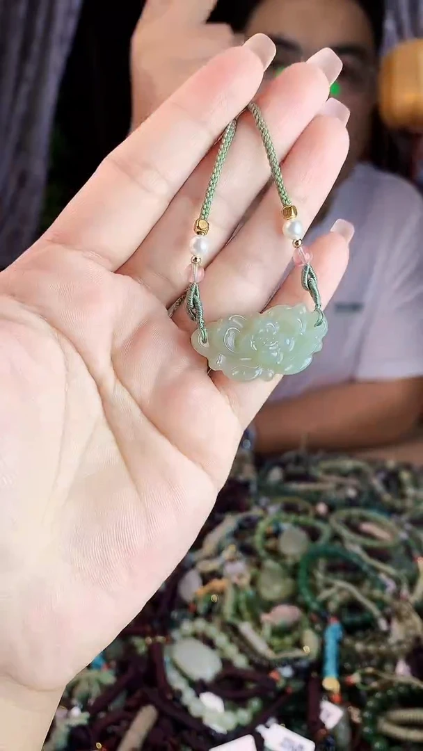 未镶嵌和田玉挂件多样性发货拍一发一