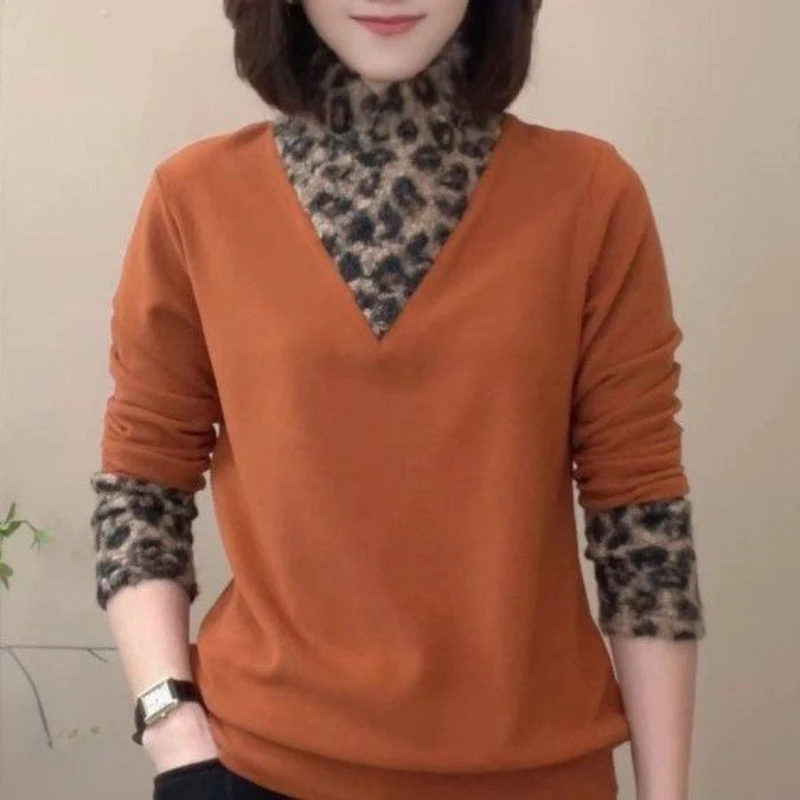 冬季保暖豹纹拼接休闲卫衣女士百搭长袖小衫气质显瘦打底衫女