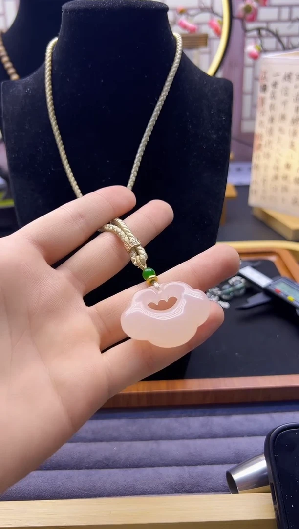 【闪购商品】和田玉颈饰14K金镶嵌X123