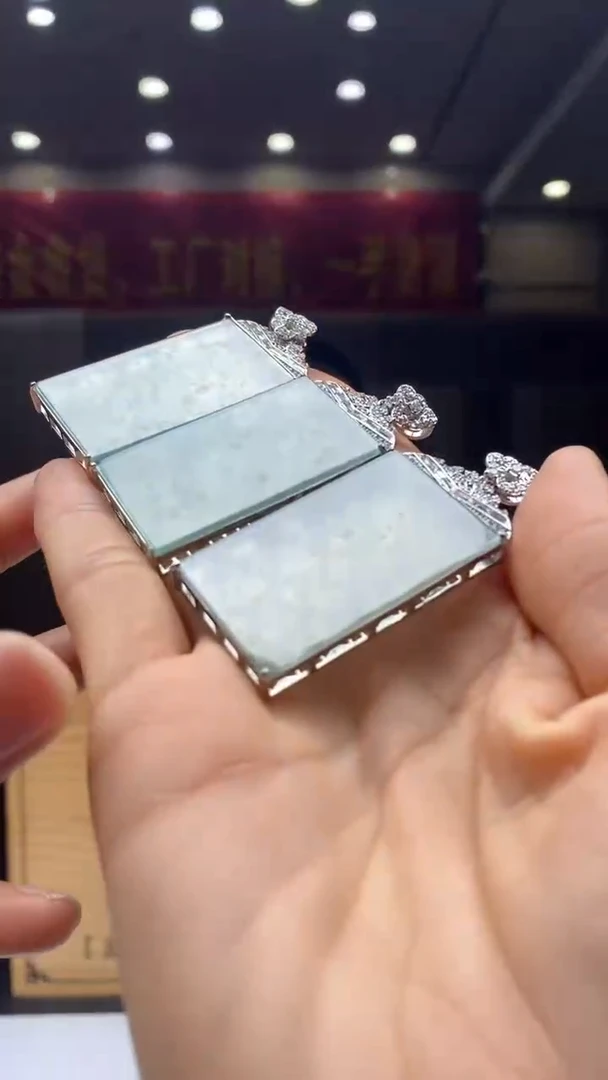 【闪购商品】翡翠颈饰未镶嵌多样性发货【只发一件】 *s12