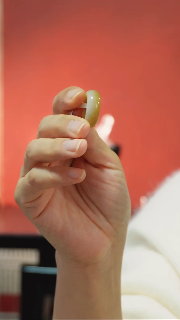 未镶嵌戒指和田玉S****?精致+