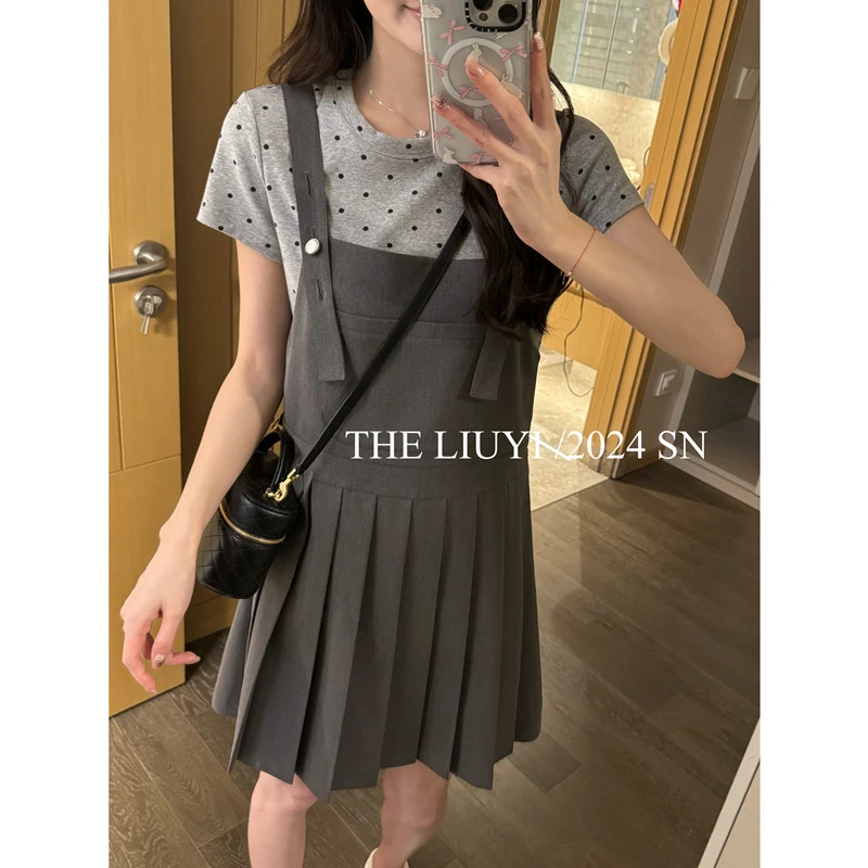 【LIUYI】学姐裙~减龄背带百褶短裙44205