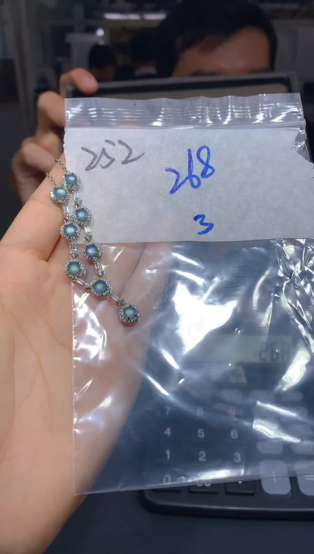 【闪购商品】定制翡翠未镶嵌252吊坠多样性拍一发一毛货定制抛光