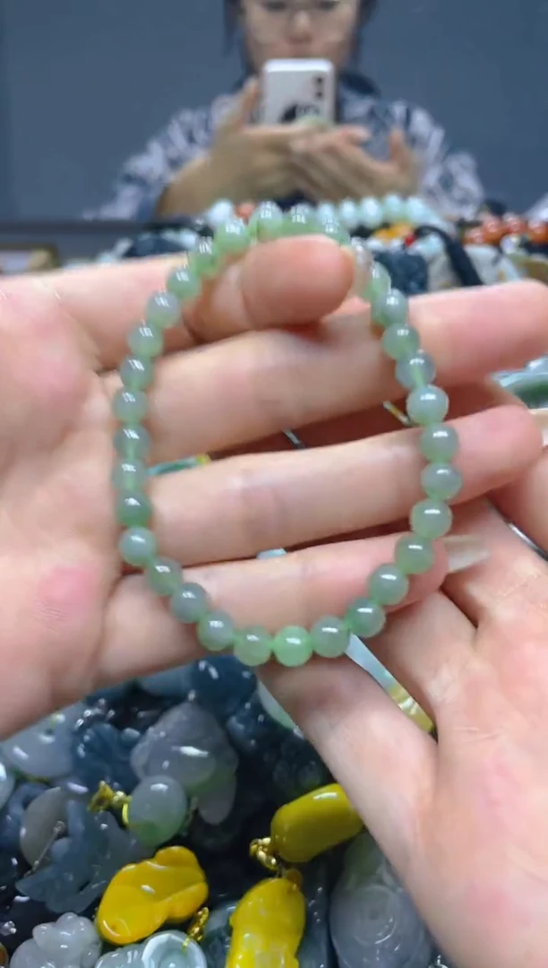 颈饰未镶嵌翡翠5MM/ Q /翡翠A货，一件也是批发价