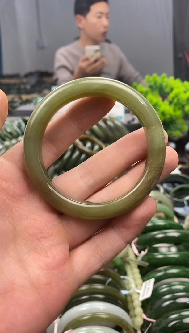 未镶嵌手镯和田玉54.5