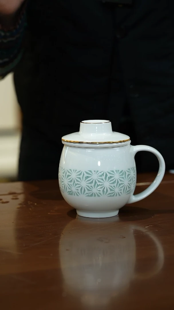 【闪购商品】富玉玲珑瓷——清饮苹果茶漏杯