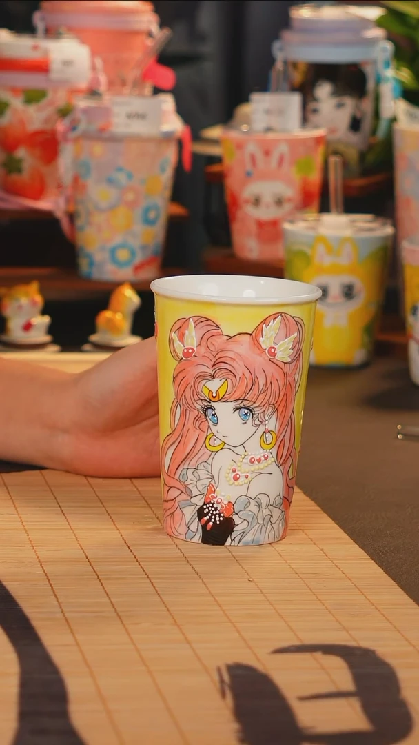 汤*.卡通图案美少女景德镇可乐杯
