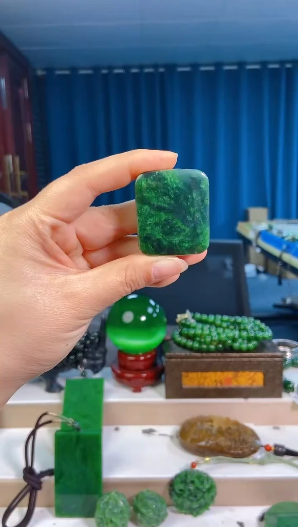 【闪购商品】和田玉挂件未镶嵌1