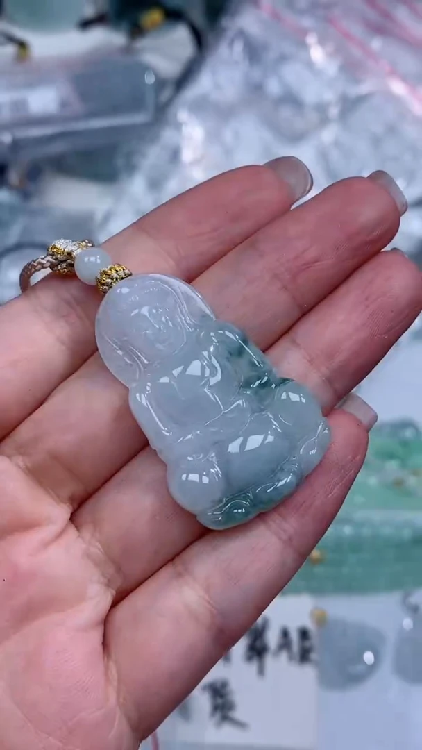 颈饰未镶嵌翡翠吊坠