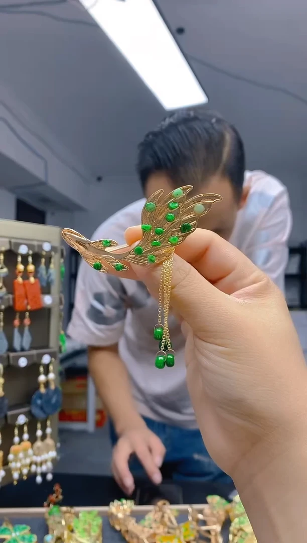 【闪购商品】翡翠耳饰合金097翡翠胸针