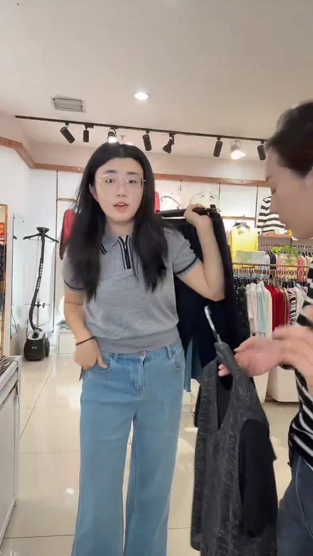 ?**月7211 蓝色 XL 31码