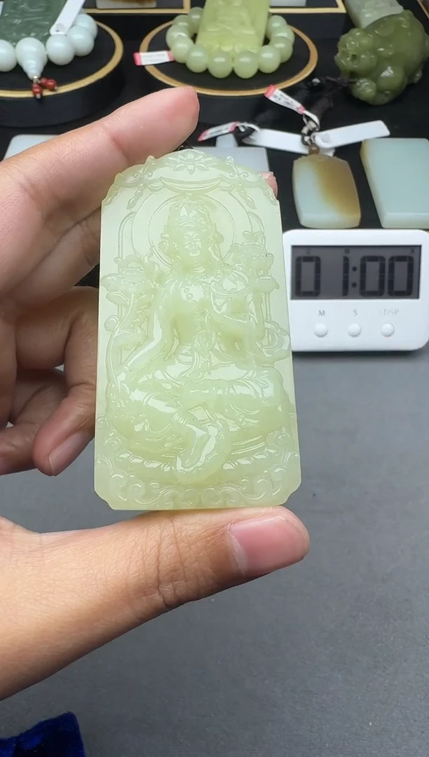 颈饰未镶嵌和田玉1