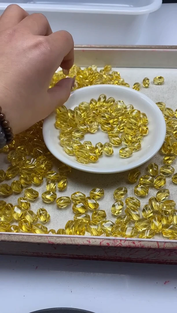 【闪购商品】水晶颈饰未镶嵌w126全净体黄水晶8mm*25颗