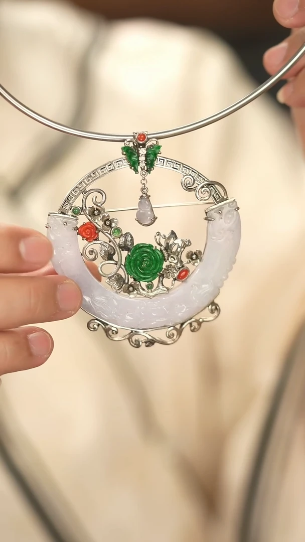 【闪购商品】翡翠吊坠(赠链)银S925镶嵌新款