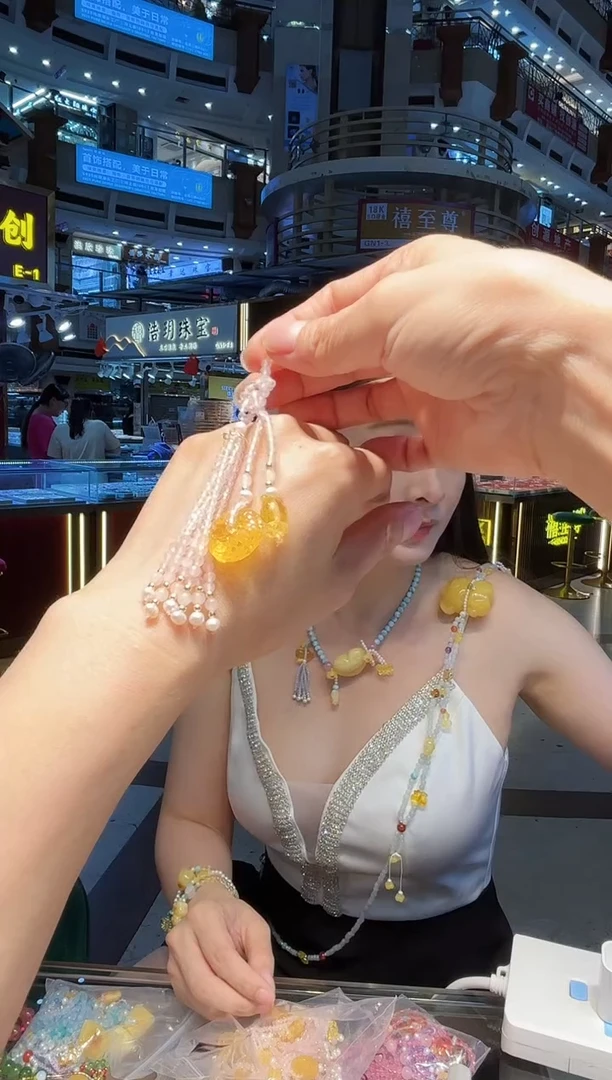 琥珀吊坠(不含链)未镶嵌【 多样性发一 】