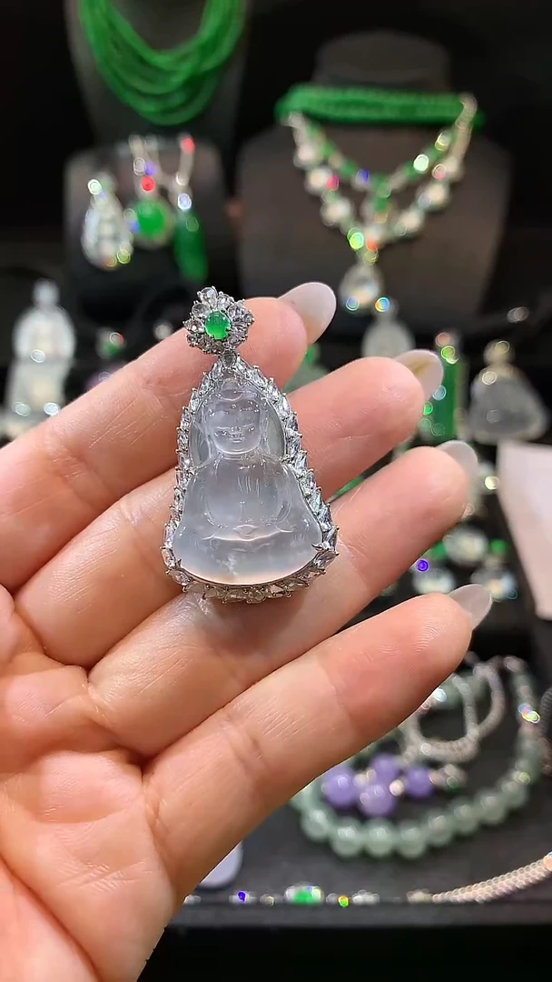 吊坠(不含链)18K金镶嵌翡翠吊坠