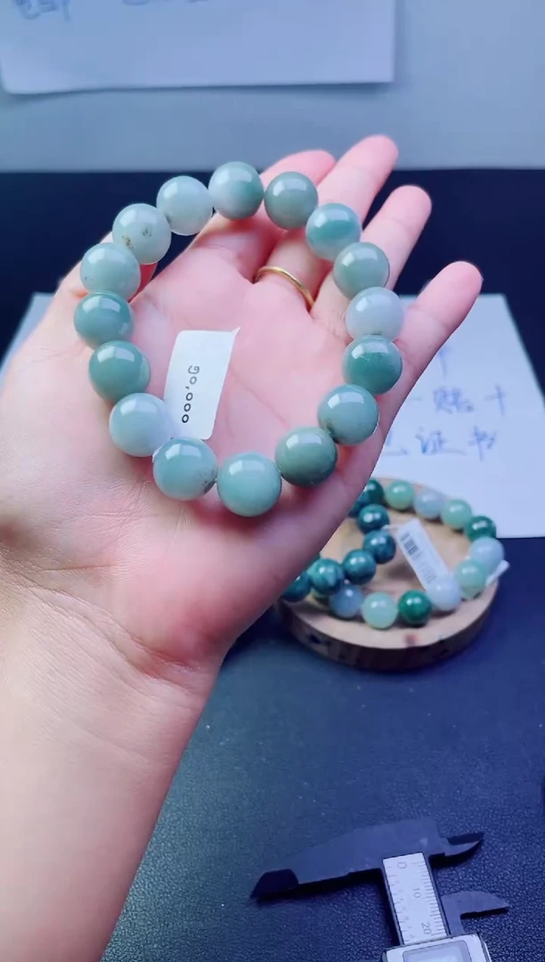 未镶嵌定制翡翠珠串