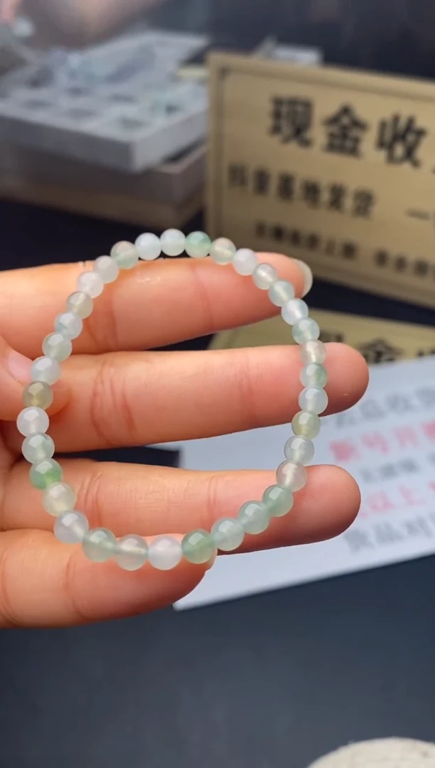 定制翡翠未镶嵌翡翠毛货发货发其一