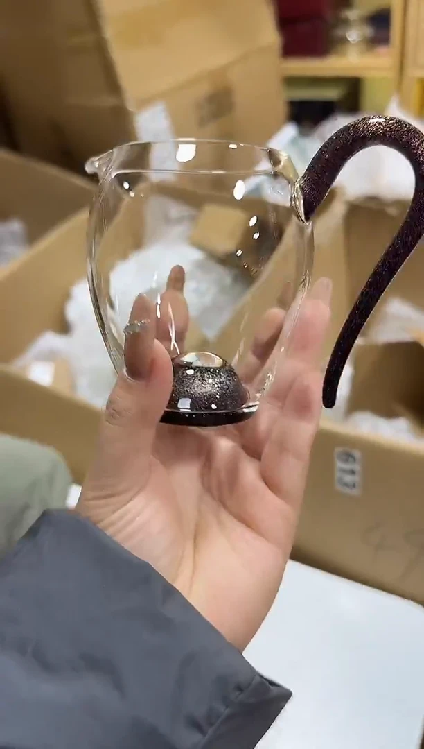 紫金底珠怡然公道杯