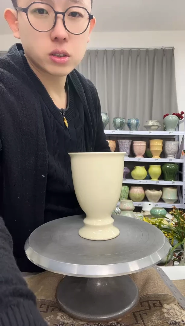 1.5花盆尺寸高： 17   口： 11