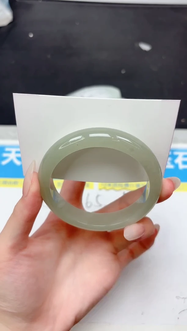 未镶嵌手镯石英质玉285-59