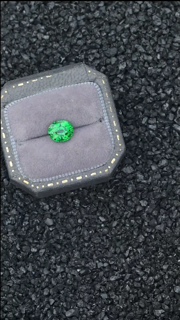 【闪购商品】石榴石无未镶嵌1.4克拉