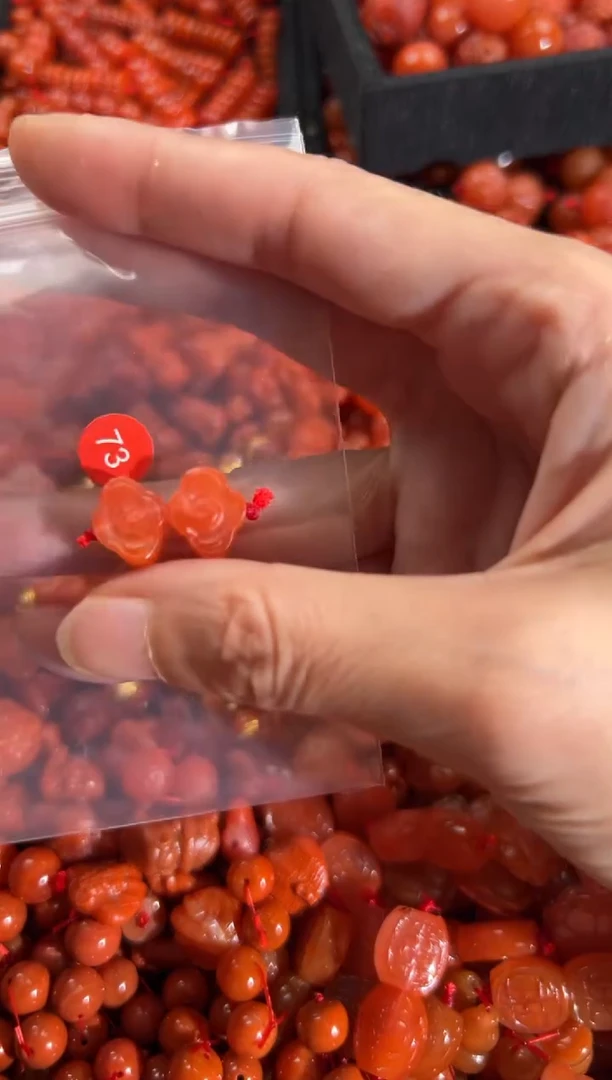 【闪购商品】南红玛瑙颈饰未镶嵌1