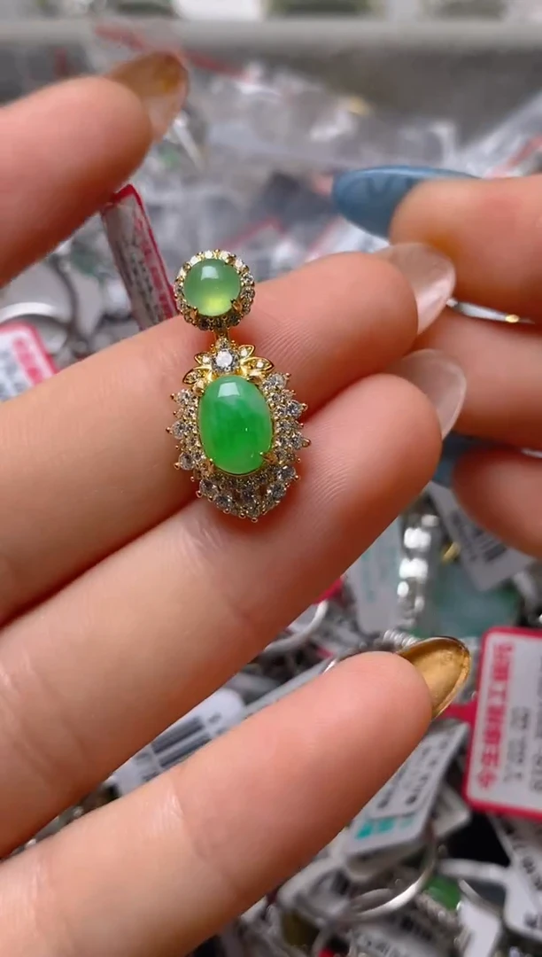 银S925镶嵌戒指翡翠百内无证书