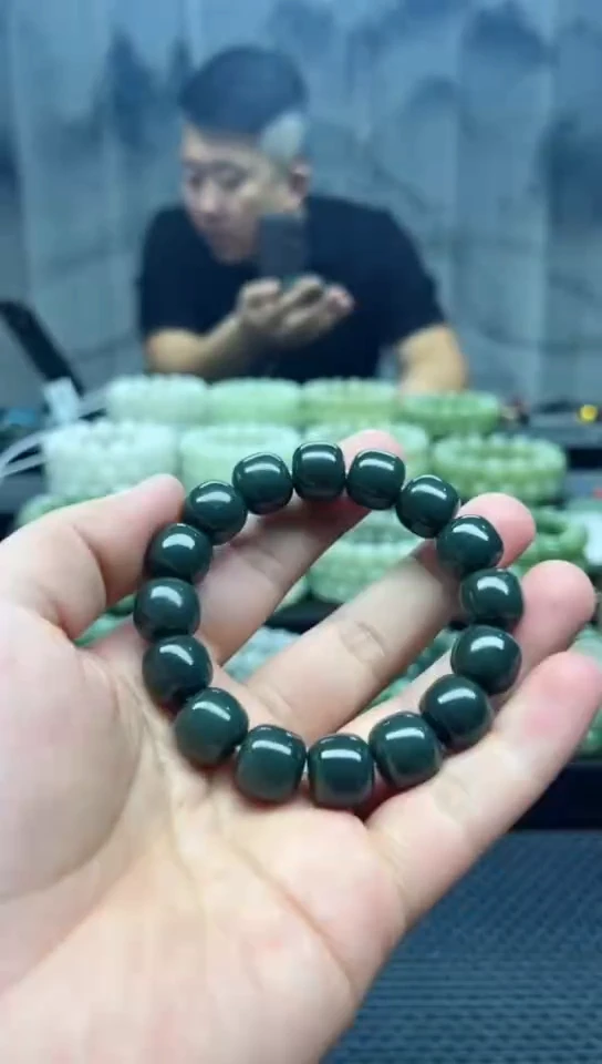 未镶嵌手串和田玉沙枣青老邢卡14纯天然拍一发一