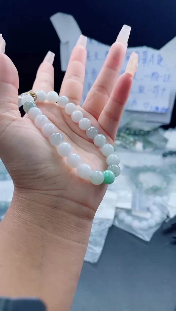 未镶嵌戒指翡翠珠串