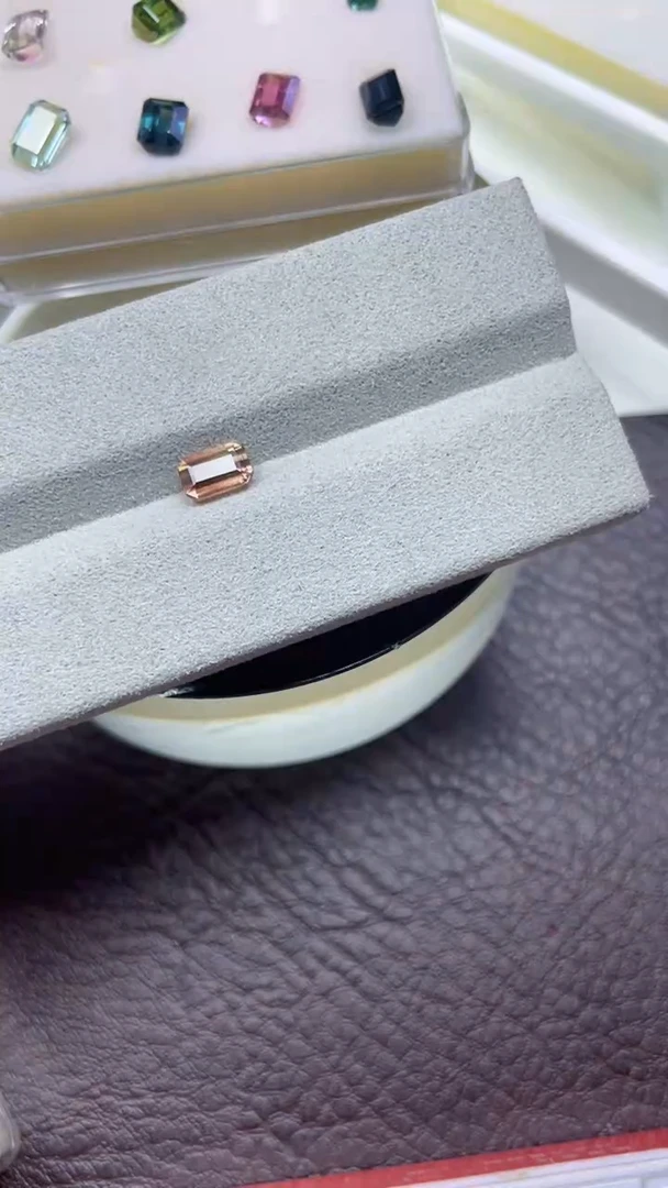 未镶嵌裸石碧玺0.95ct