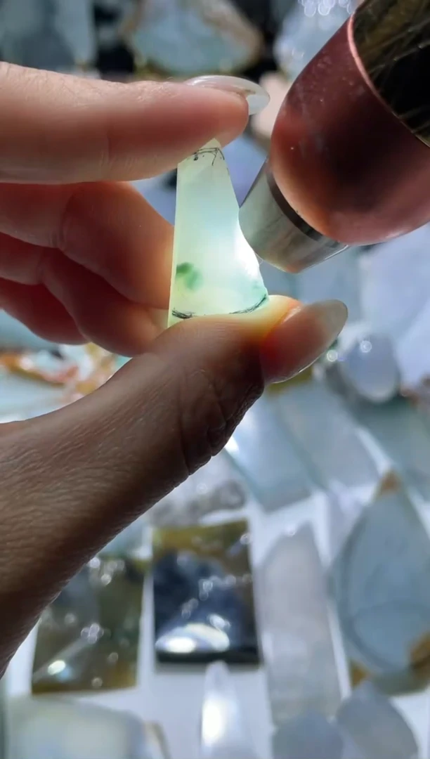 未镶嵌挂件翡翠材料