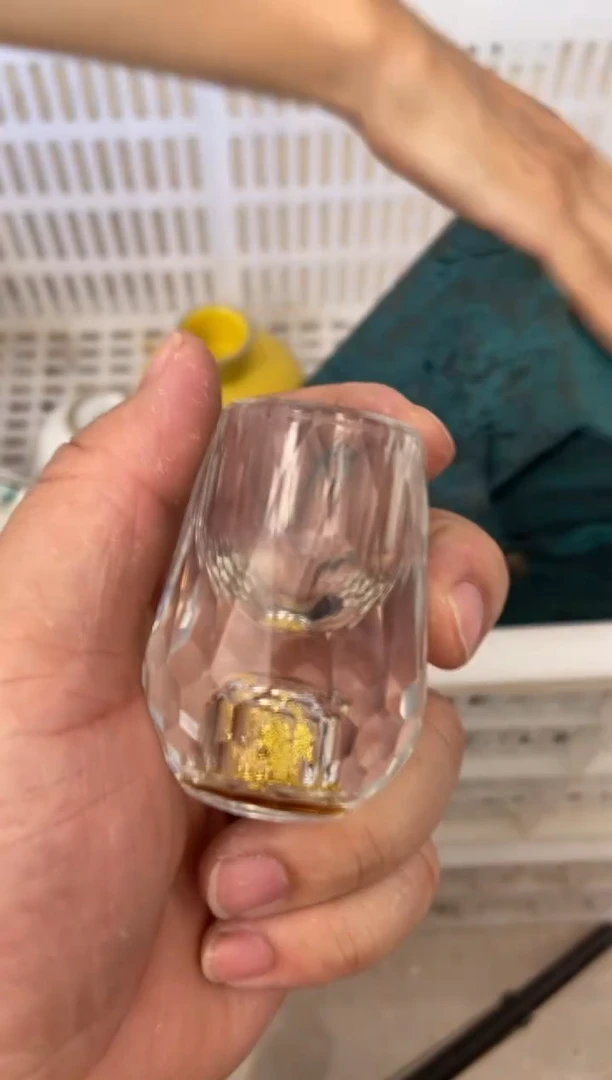 杯无运费险有瑕疵的摄影的产品有使用过的痕迹有点脏介意勿拍