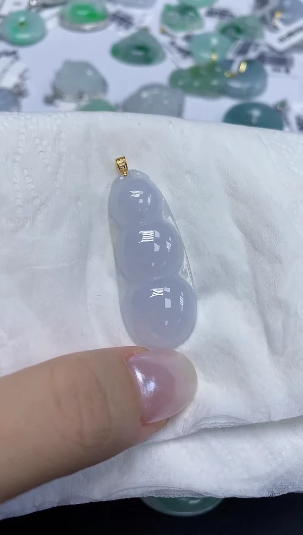 翡翠18K金镶嵌颈饰天然缅甸翡翠A货
